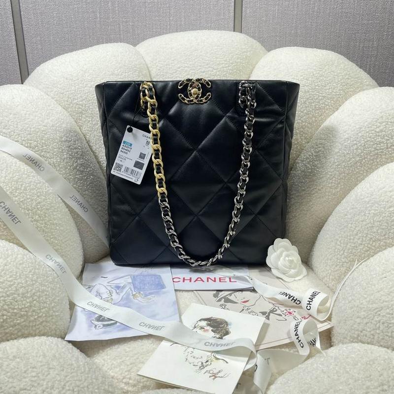 Chanel Handbags 524